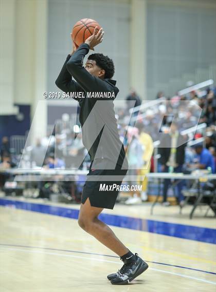 Thumbnail 3 in Fairfax vs Westchester (CIF LACS Open Division Finals) photogallery.