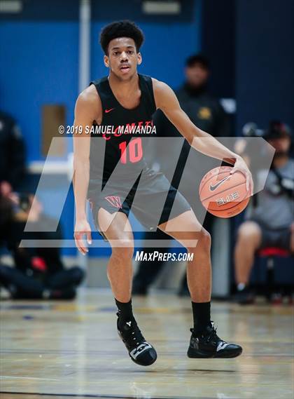 Thumbnail 2 in Fairfax vs Westchester (CIF LACS Open Division Finals) photogallery.