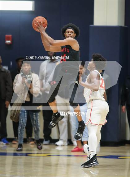Thumbnail 3 in Fairfax vs Westchester (CIF LACS Open Division Finals) photogallery.