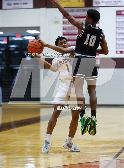 Thumbnail 2 in Lewisville @ Plano photogallery.