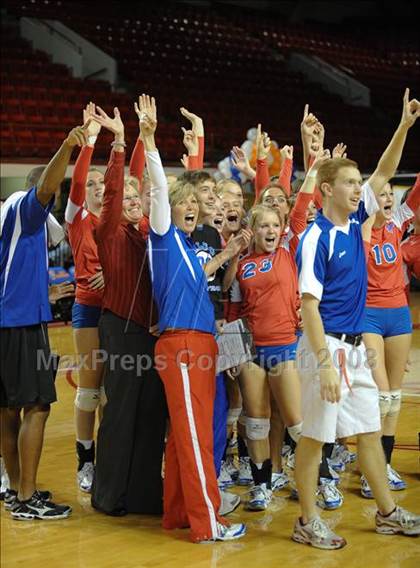 Thumbnail 2 in Cardinal Gibbons vs. West Henderson (NCHSAA Girls Volleyball 2A Final) photogallery.