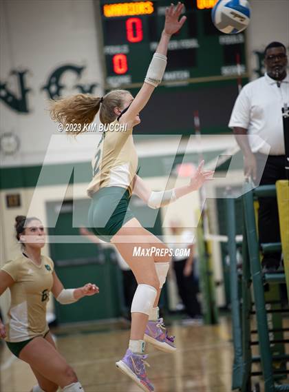 Thumbnail 1 in Groves vs Notre Dame Prep photogallery.