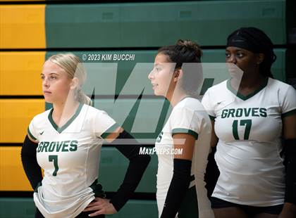 Thumbnail 2 in Groves vs Notre Dame Prep photogallery.