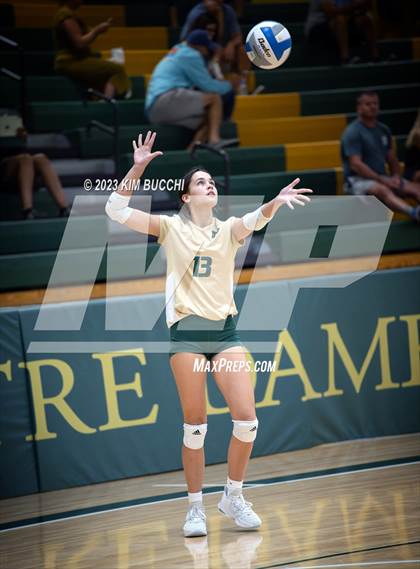 Thumbnail 1 in Groves vs Notre Dame Prep photogallery.