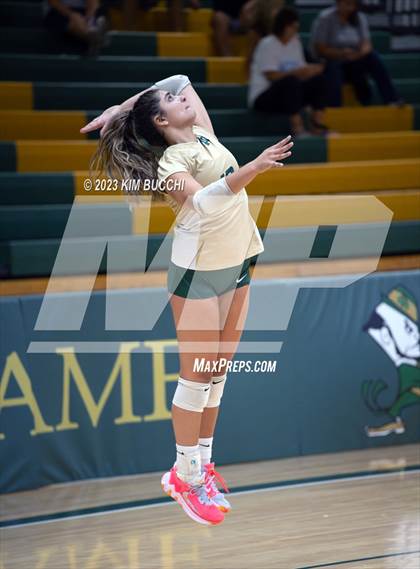 Thumbnail 2 in Groves vs Notre Dame Prep photogallery.