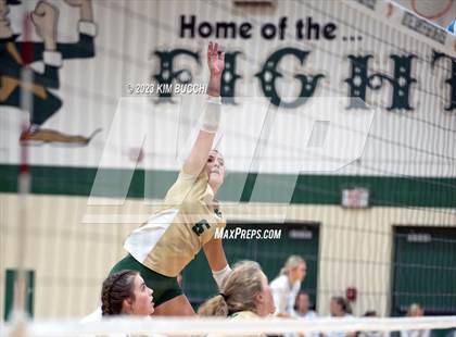 Thumbnail 1 in Groves vs Notre Dame Prep photogallery.