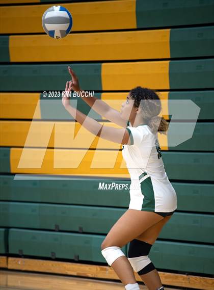 Thumbnail 2 in Groves vs Notre Dame Prep photogallery.