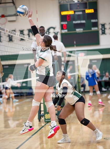 Thumbnail 1 in Groves vs Notre Dame Prep photogallery.