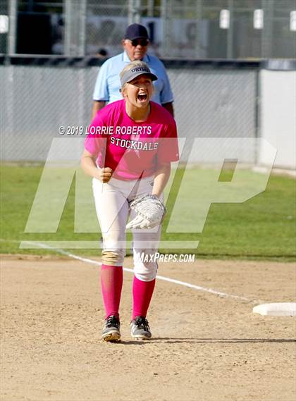 Thumbnail 1 in Centennial @ Stockdale photogallery.