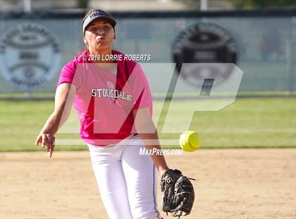 Thumbnail 1 in Centennial @ Stockdale photogallery.