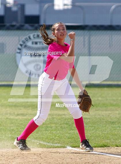 Thumbnail 3 in Centennial @ Stockdale photogallery.