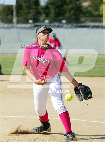 Thumbnail 1 in Centennial @ Stockdale photogallery.