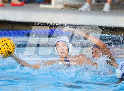 Thumbnail 1 in Grossmont vs. Point Loma (CIF SDS D1 Quarterfinal) photogallery.