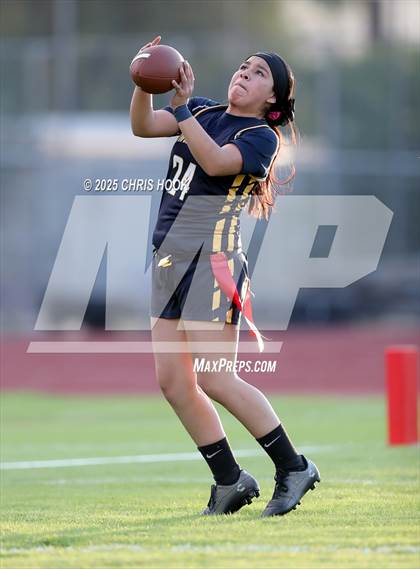 Thumbnail 2 in Pueblo @ Flowing Wells photogallery.