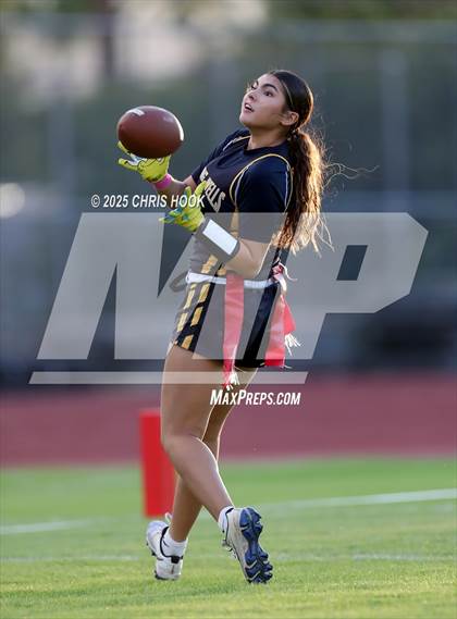 Thumbnail 1 in Pueblo @ Flowing Wells photogallery.