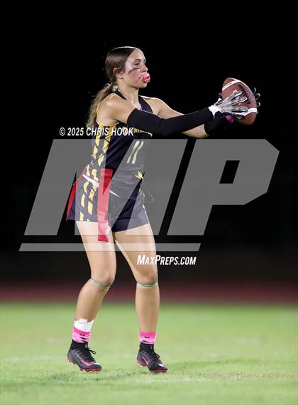 Thumbnail 1 in Pueblo @ Flowing Wells photogallery.