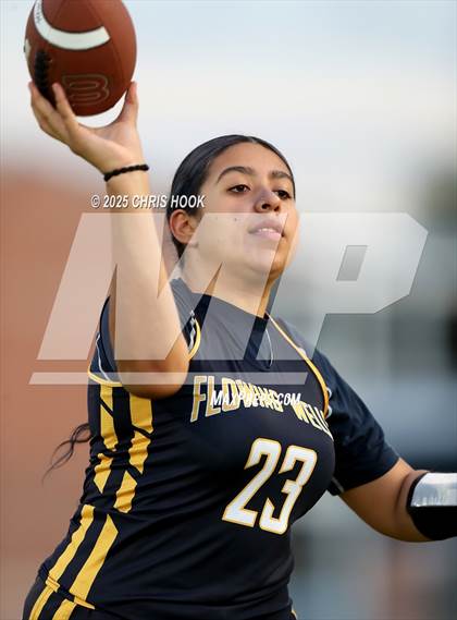 Thumbnail 2 in Pueblo @ Flowing Wells photogallery.