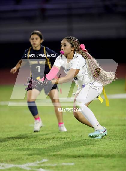 Thumbnail 1 in Pueblo @ Flowing Wells photogallery.