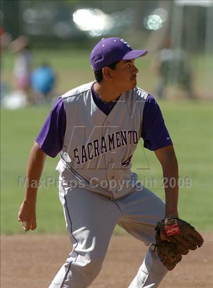 Thumbnail 3 in Laguna Creek vs. Sacramento (Land Park Easter Tournament) photogallery.