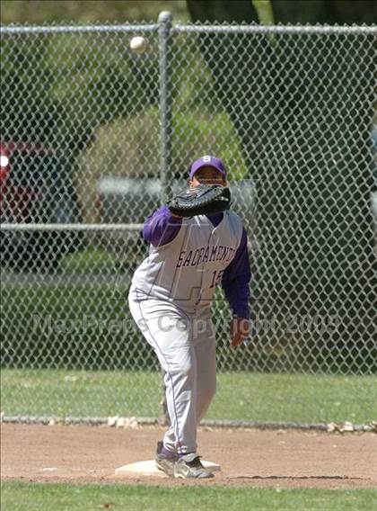 Thumbnail 3 in Laguna Creek vs. Sacramento (Land Park Easter Tournament) photogallery.