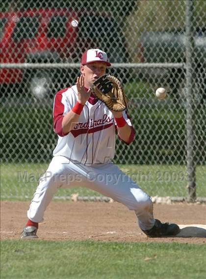 Thumbnail 1 in Laguna Creek vs. Sacramento (Land Park Easter Tournament) photogallery.