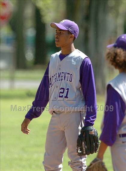 Thumbnail 1 in Laguna Creek vs. Sacramento (Land Park Easter Tournament) photogallery.