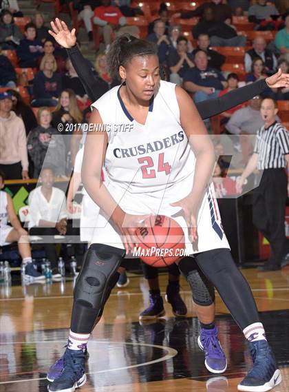 Thumbnail 3 in Modesto Christian vs. Sacramento (CIF SJS D2 Semifinal) photogallery.
