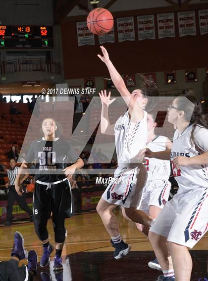Thumbnail 3 in Modesto Christian vs. Sacramento (CIF SJS D2 Semifinal) photogallery.