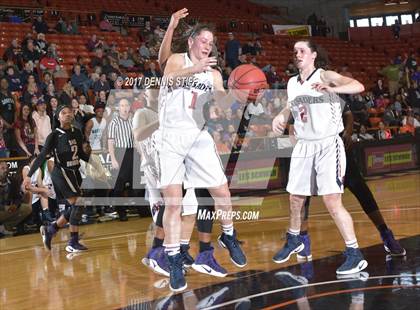 Thumbnail 2 in Modesto Christian vs. Sacramento (CIF SJS D2 Semifinal) photogallery.