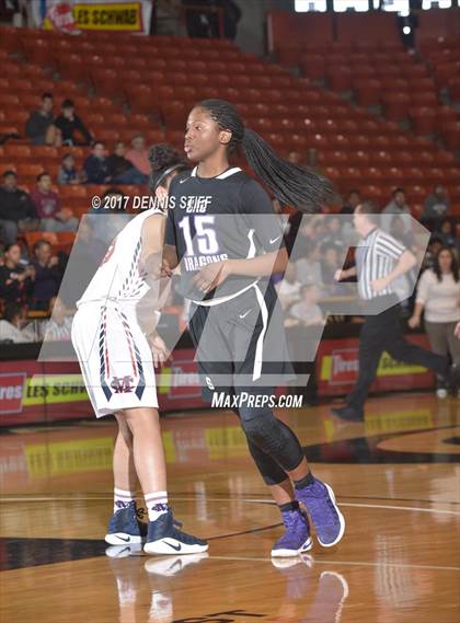 Thumbnail 1 in Modesto Christian vs. Sacramento (CIF SJS D2 Semifinal) photogallery.