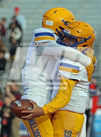 Thumbnail 2 in Westinghouse vs. Southern Columbia Area (PIAA 2A Championship) photogallery.