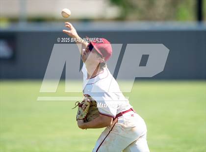 Thumbnail 1 in Destrehan @ E.D. White photogallery.