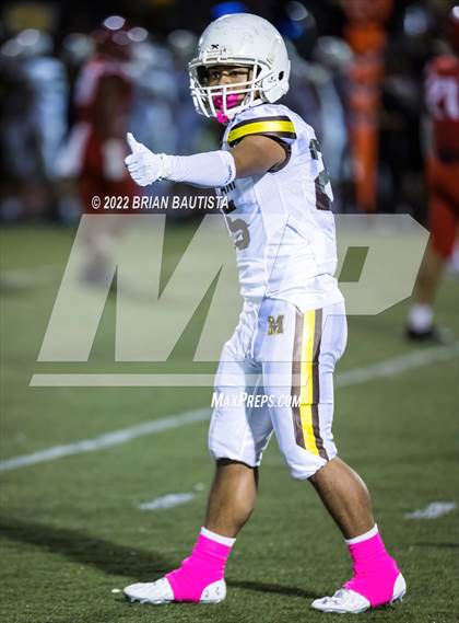 Thumbnail 2 in Kahuku vs Mililani (OIA Open Division Championship) photogallery.