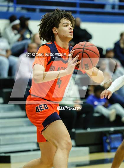 Thumbnail 1 in Blackman @ LaVergne photogallery.