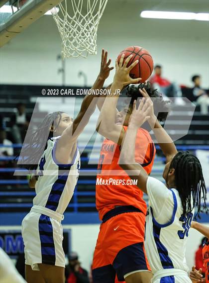 Thumbnail 3 in Blackman @ LaVergne photogallery.