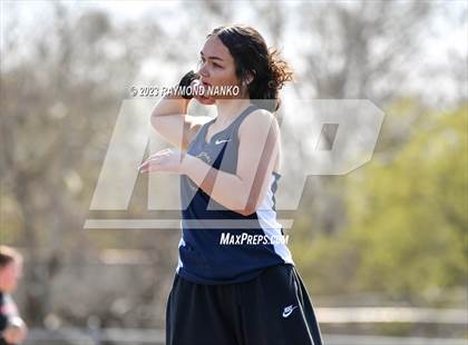 Thumbnail 3 in Indianapolis Bishop Chatard Invitational (Shot Put) photogallery.