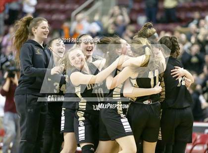 Thumbnail 3 in Dunmore vs. Delone Catholic (PIAA 3A Championship) photogallery.