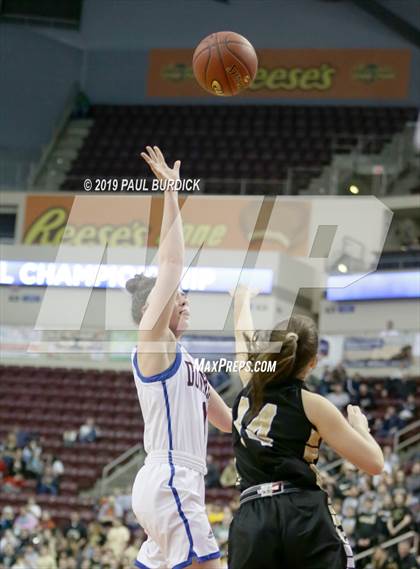 Thumbnail 2 in Dunmore vs. Delone Catholic (PIAA 3A Championship) photogallery.