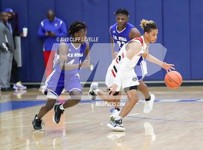 Thumbnail 2 in Stall vs Paul Laurence Dunbar (Lowcountry Roundball Classic) photogallery.