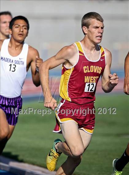 Thumbnail 2 in CIF CS Masters Championships (Boys Track Events) photogallery.