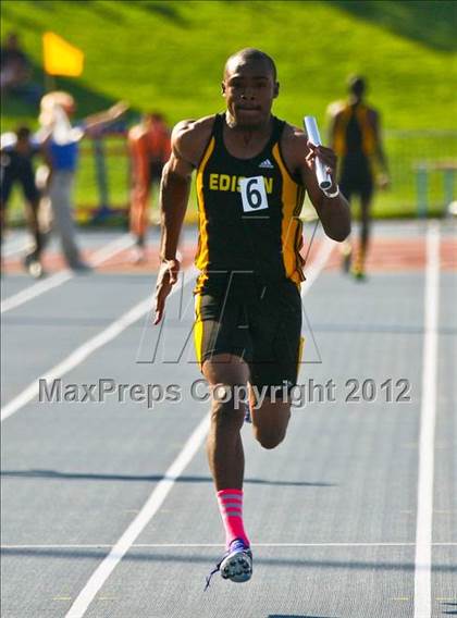 Thumbnail 2 in CIF CS Masters Championships (Boys Track Events) photogallery.