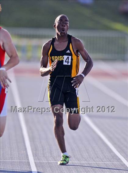 Thumbnail 3 in CIF CS Masters Championships (Boys Track Events) photogallery.