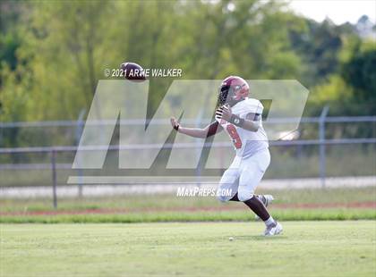 Thumbnail 3 in South Aiken vs Bamberg-Ehrhardt (Scrimmage) photogallery.