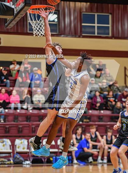 Thumbnail 1 in Hooks vs. Lipan (Holiday Hoops Tournament) photogallery.