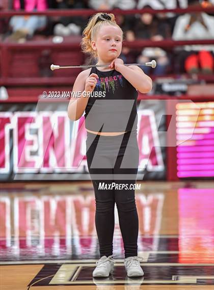 Thumbnail 2 in Hooks vs. Lipan (Holiday Hoops Tournament) photogallery.