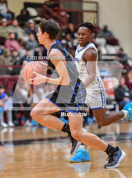 Thumbnail 1 in Hooks vs. Lipan (Holiday Hoops Tournament) photogallery.