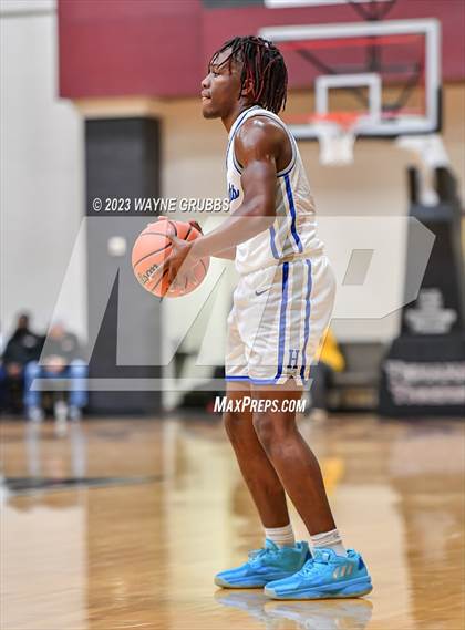 Thumbnail 2 in Hooks vs. Lipan (Holiday Hoops Tournament) photogallery.
