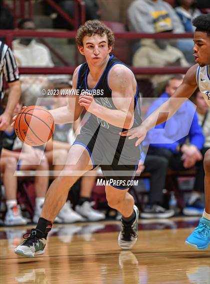 Thumbnail 3 in Hooks vs. Lipan (Holiday Hoops Tournament) photogallery.