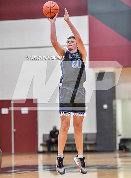 Thumbnail 2 in Hooks vs. Lipan (Holiday Hoops Tournament) photogallery.