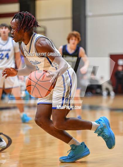 Thumbnail 2 in Hooks vs. Lipan (Holiday Hoops Tournament) photogallery.
